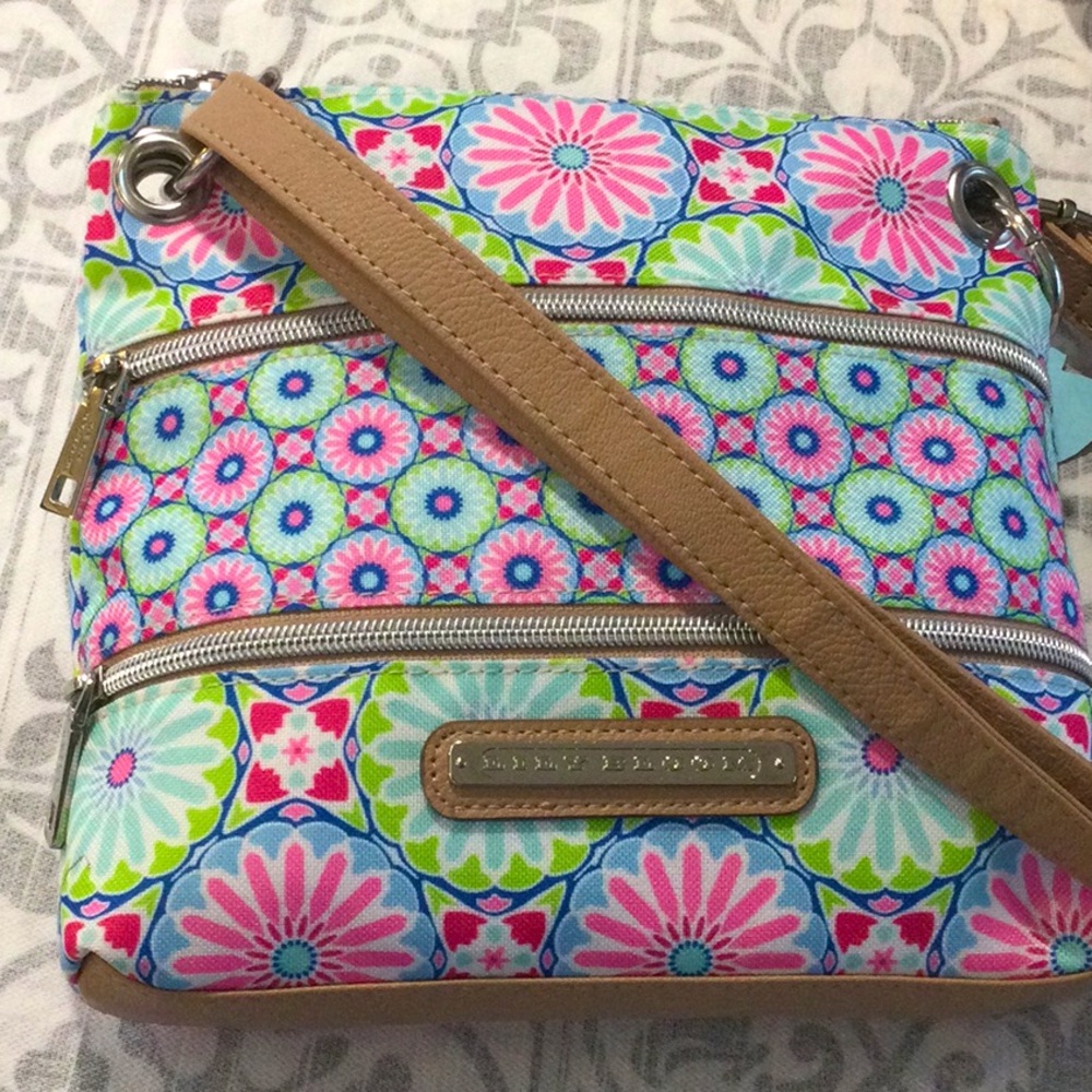 🌸🌸🌸Lily  Bloom “Denise” Starburst cross body purse. New!